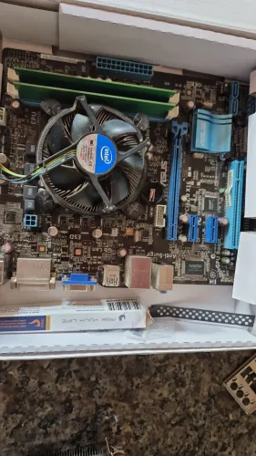 Kit Placa mãe,  processador e memória ram