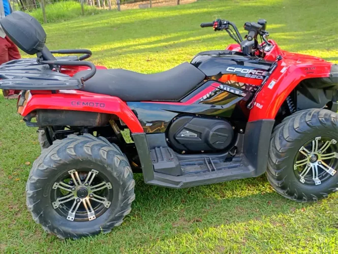 CFMOTO CForce 520L 4x4 2022 - Excelente Estado | Guincho Elétrico | Engate de Reboque