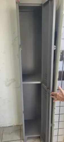 Armário roupeiro de aço com duas portas, novo