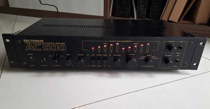 AMPLIFICADOR INTEGRADO CYGNUS AC 500