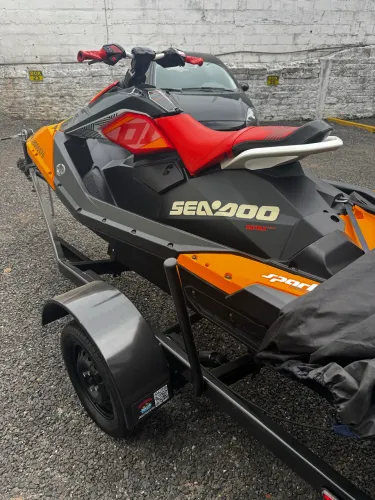 Spark 2019 novo modelo TRIXX com 70horas com ré e escada com reboque 2025 novo