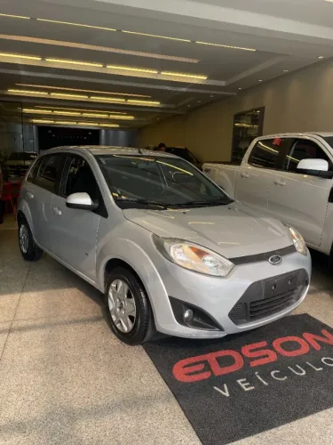 Ford Fiesta S 1.0 8V Flex 5P 2014