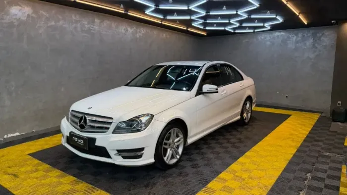 Mercedes-Benz C-200 CGI Avantgarde 1.8 16V 184cv Aut. 2014