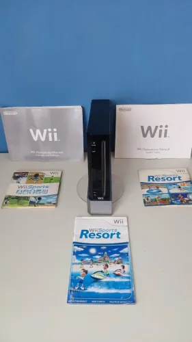 Nintendo Wii Black Original + Wii Sports + Wii Sports Resort + Manuais