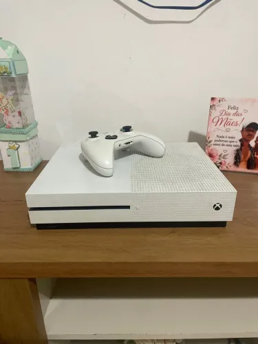 XBOX ONE- S | Branco ( ACEITO OFERTAS )