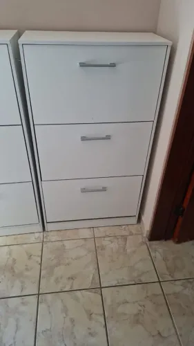 Sapateira linda e mordena