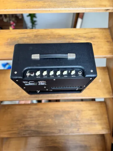 Blues Jr iV Fender