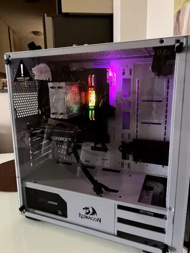 Pc Gamer Completo i5 9600k + 1650 super 4gb + 16gb ram rgb