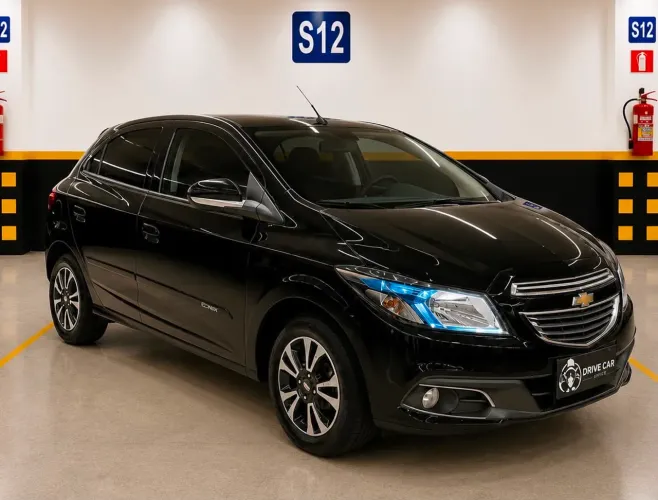 Chevrolet Onix Hatch LTZ 1.4 8V Flex Power Aut. 4P 2016