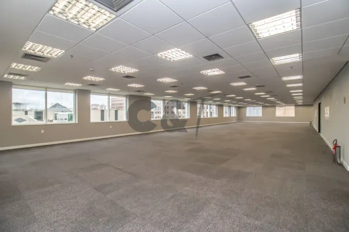 Conjunto Comercial para Alugar na Chácara Santo Antônio, São Paulo- SP