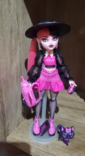 Boneca MH G3 - Draculaura core refresh