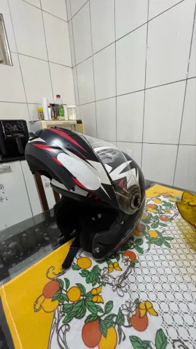Capacete LS2