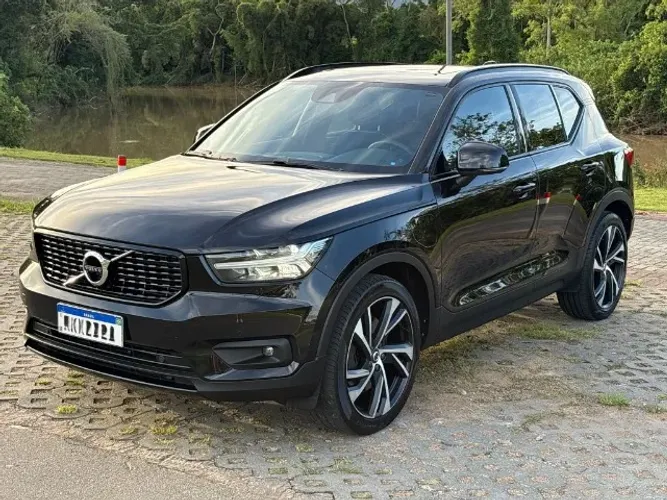 Volvo XC40 XC 40 T-5 Híbrido R-design 1.5 262cv FWD 2021