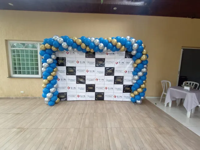 Arco de balões para inauguração de loja, eventos, confraternização, festas empresarial,.