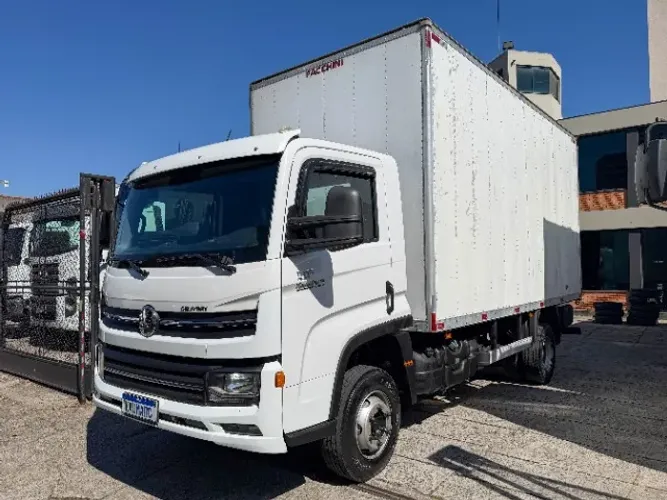 Vw 11-180 Ano 2020 4x2 Baú 5.20m Único Dono Financia 