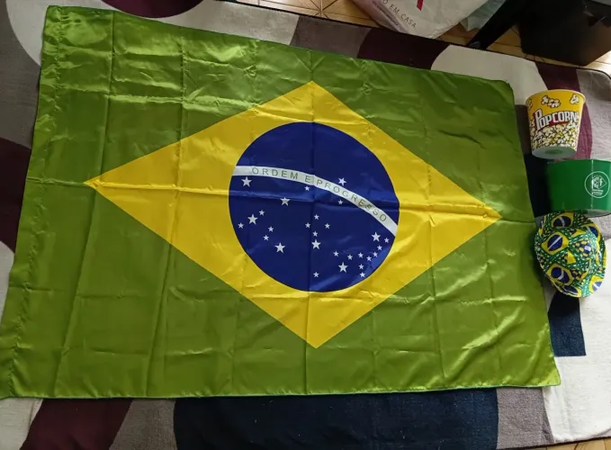 Bandeira baldes de pipoca chapéu 