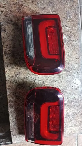 Lanternas Citroen C4 Cactus 2022
