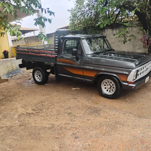 Ford F-1000 S. S. Diesel / S.s. Diesel Turbo 1989