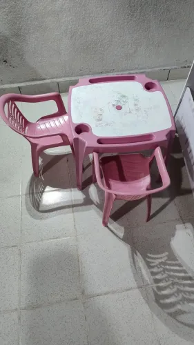Mesinha e cadeira