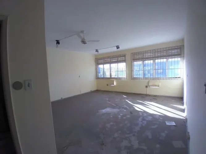 Cód 644 - Ótima sala comercial em Magalhães Bastos - Rj