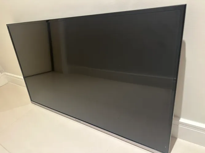 TV Panasonic TC-39AS600B é uma Smart TV de 39 polegadas com resolução Full HD (1080p)