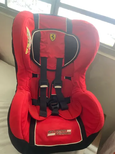 Cadeirinha infantil para auto até 25 KILOS usada
