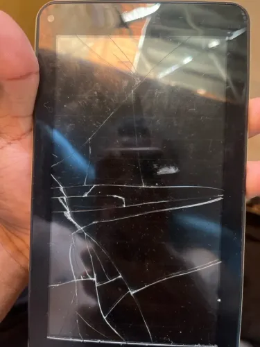 Vende-se tablet -Navcity, modelo NT-1715 para retirada de peças