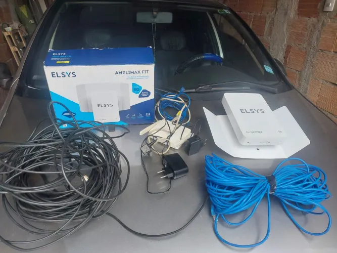 Aparelho de internet rural Amplimax fit.