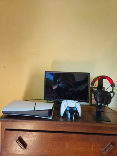 PS5 2 CONTROLES FONE GAMER MONITOR E CARREGADOR DE CONTROLE