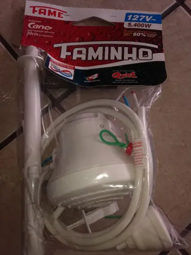 Chuveiro Fabinho da fame 127 e 220 volts
