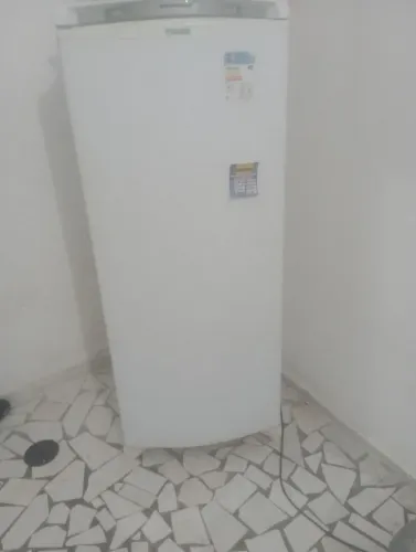 Geladeira Consul gelando muito