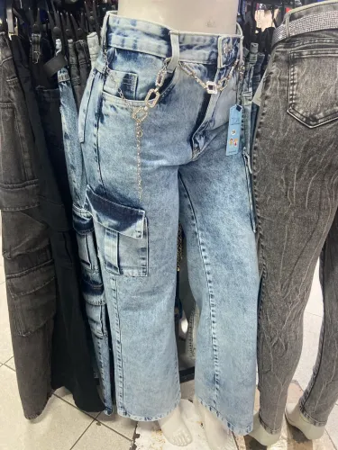 Calça cargo marmorizada