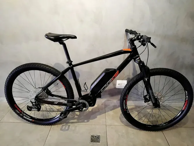 Bicicleta Elétrica Oggi BW 8.3 Tamanho 19