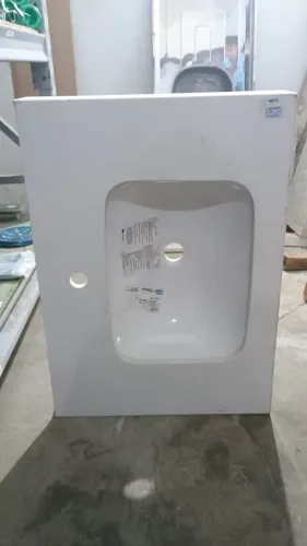 Bancada Lavatório Branco Especial 0,50x0,70 com cuba retangular Deca 