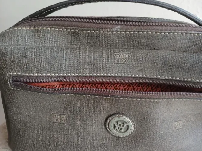 Necessarie Vitor Hugo original - de couro legítimo