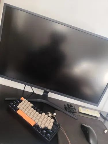 Monitor Samsung Série UJ590 LU32J590UQLMZD 