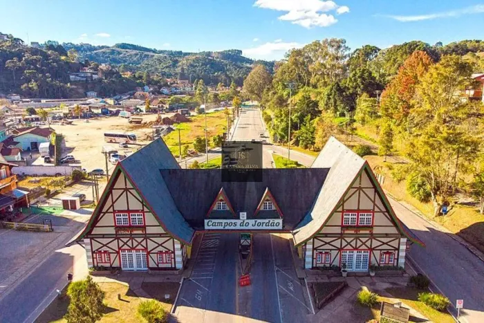 TERRENO RESIDENCIAL em Campos do Jordão - São Paulo,