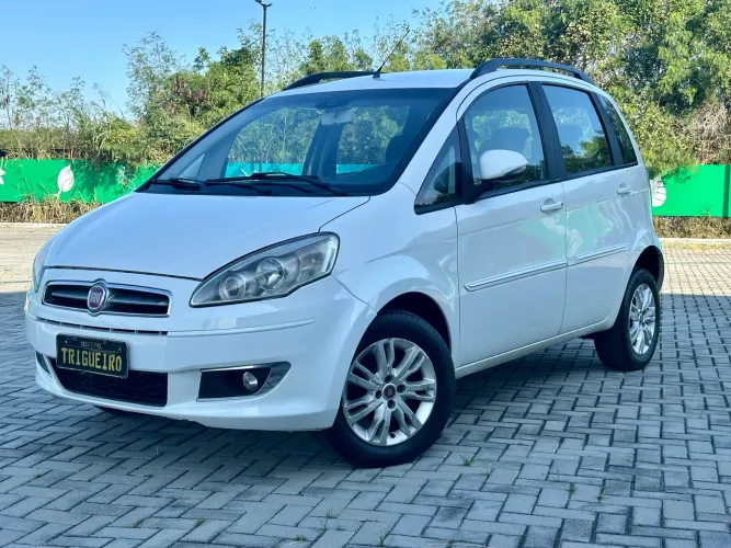 Fiat Idea Attractive 1.4 Fire Flex 8V 5P 2015