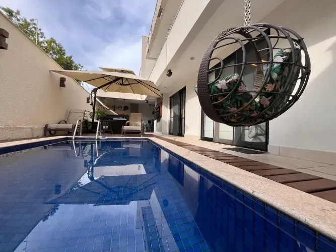 Casa linear 150m2 composta com 3 suítes - Outside ( Mobiliado)