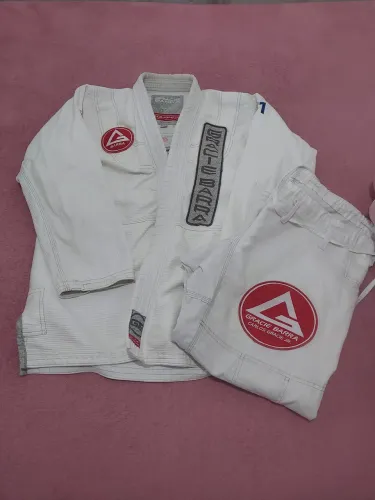 Kimono Gracie Barra GB1 A2