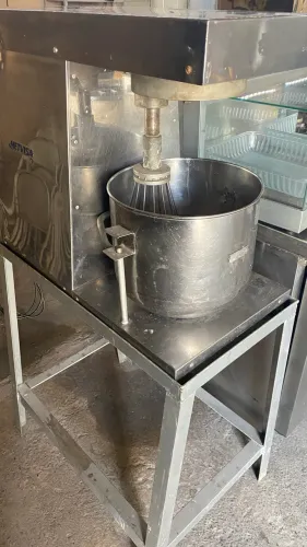 BATEDEIRA METVISA 12KG INOX 3 VELOCIDADES