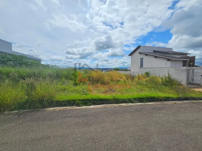 Terreno à Venda no Residencial Serra Morena em Pouso Alegre