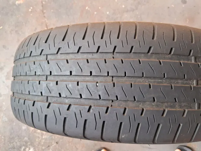 Pneu 15 suv