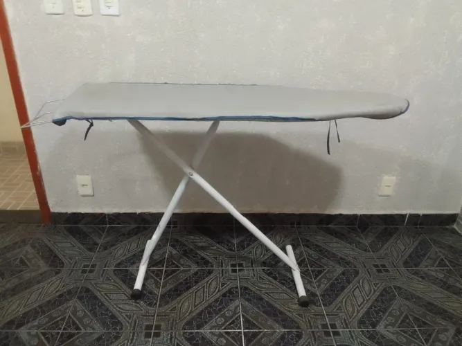 Tábua Para Passar Roupas.