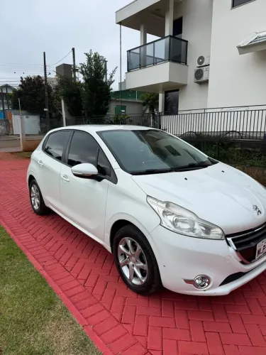 Peugeot 208 Active/active Pack 1.5 Flex 8V 5P 2014
