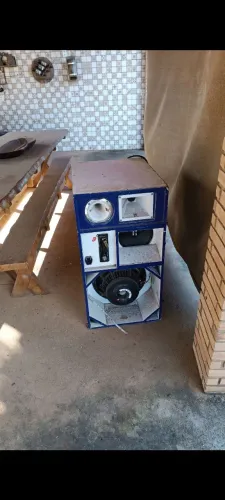Caixa de som automotivo
