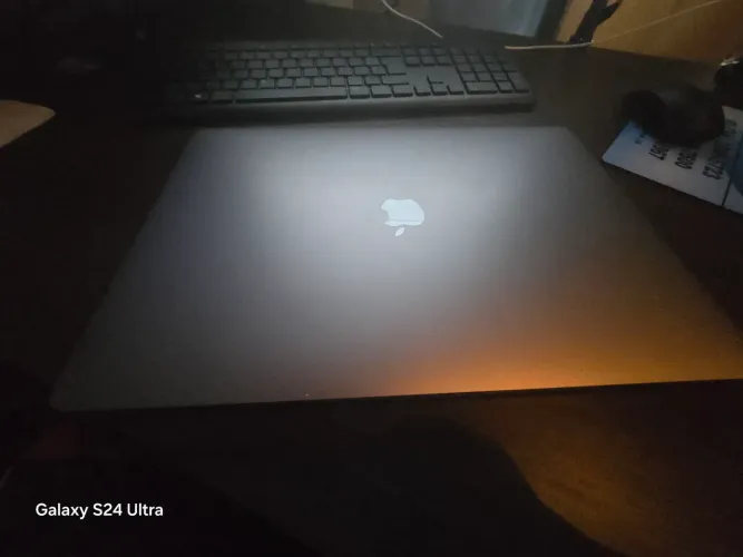 Vende-se, Mac