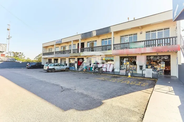 Conj. Comercial Roca Grande 30m²
