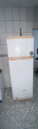 Geladeira 350L