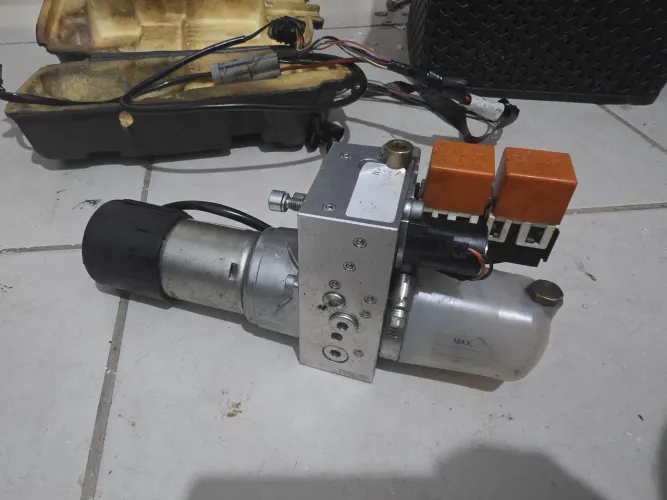 Bomba Hidráulica Teto Peugeot 308cc